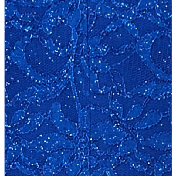 PROM DRESS - Picture 5 of 7